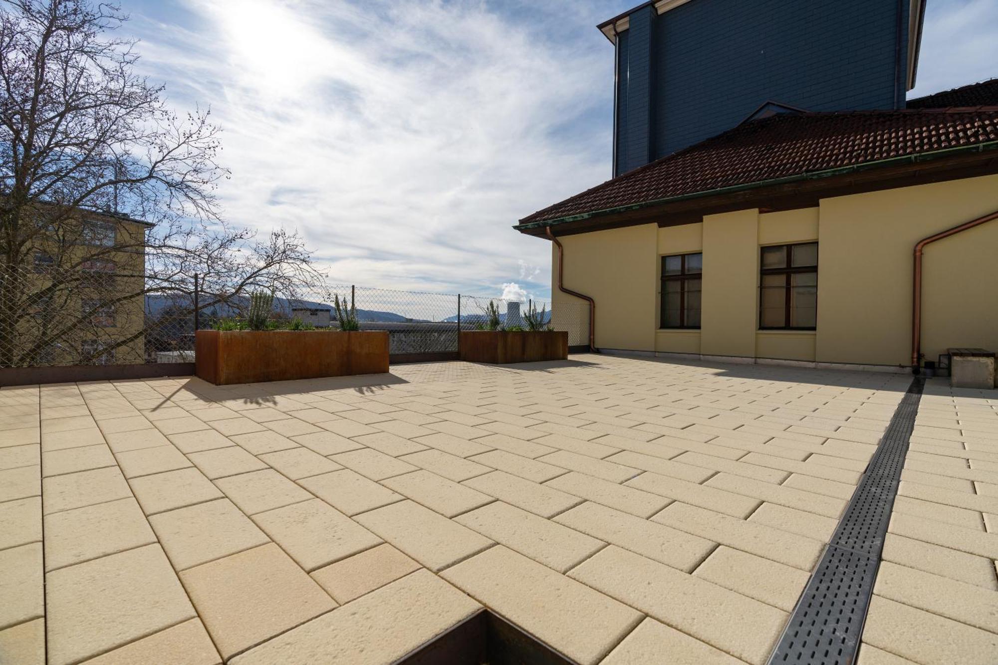 B-Smart Hotel Schoenenwerd Aarau Exterior photo